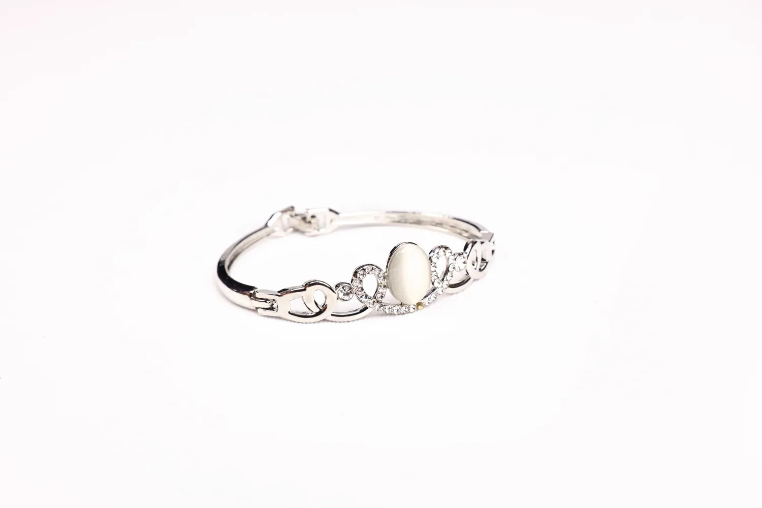 Halo Heart Bracelet